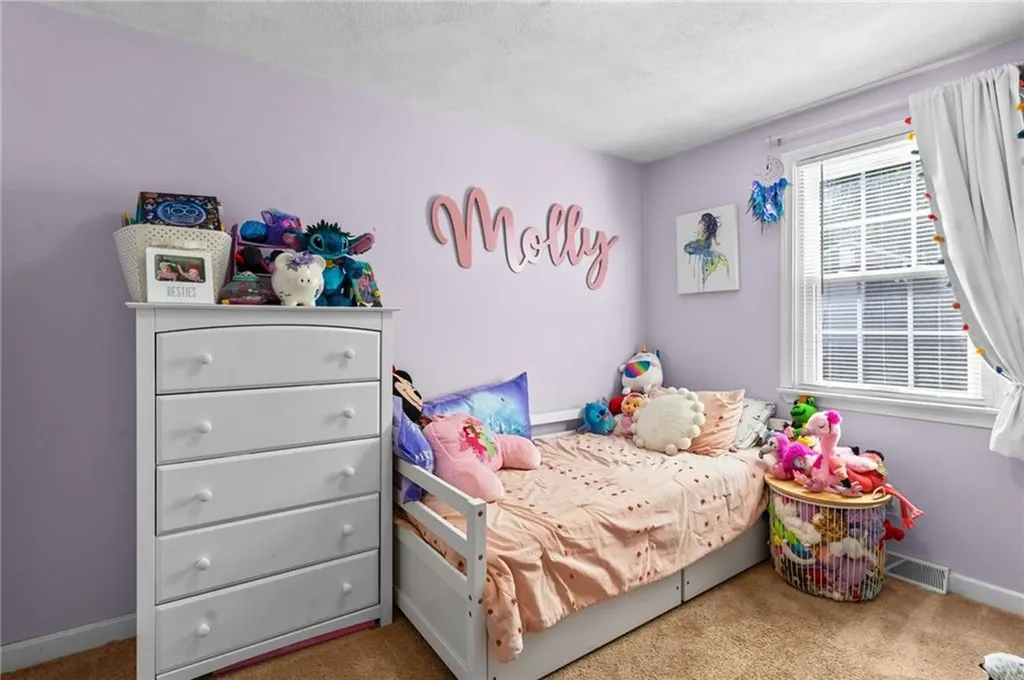 32 Mohawk Street Coventry RI 02816
