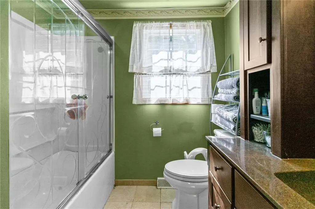 32 Mohawk Street Coventry RI 02816