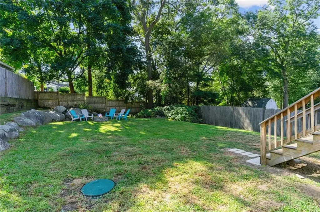 32 Mohawk Street Coventry RI 02816