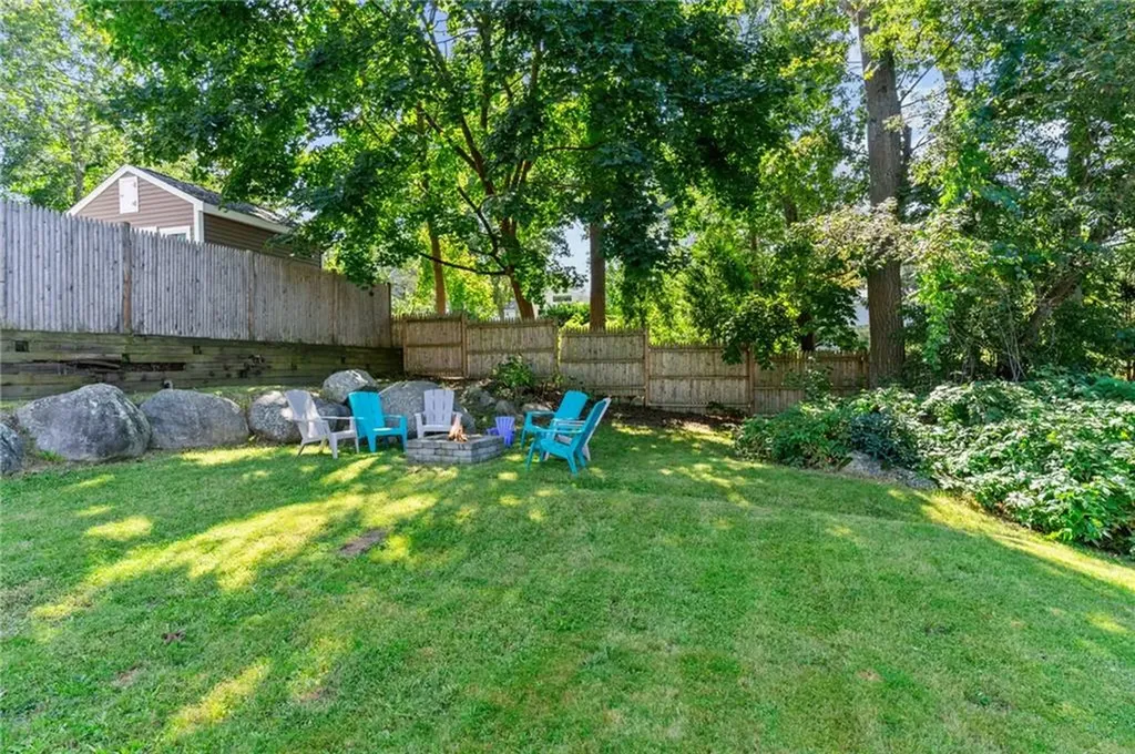 32 Mohawk Street Coventry RI 02816