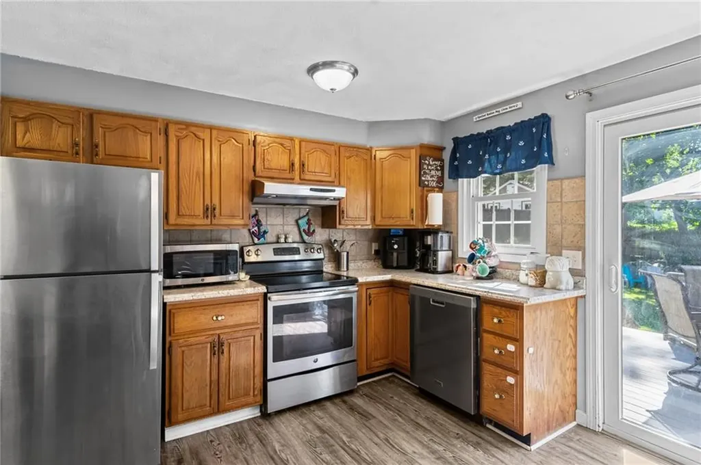 32 Mohawk Street Coventry RI 02816