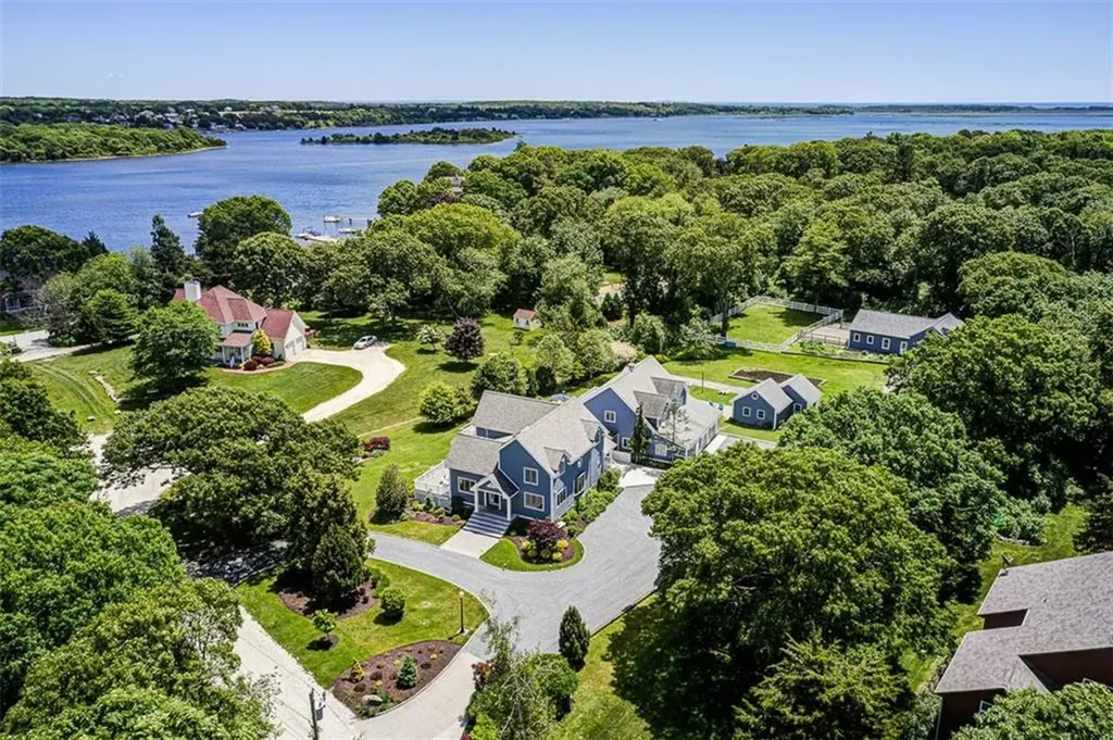 8 Clyde's Way Westport MA 02790