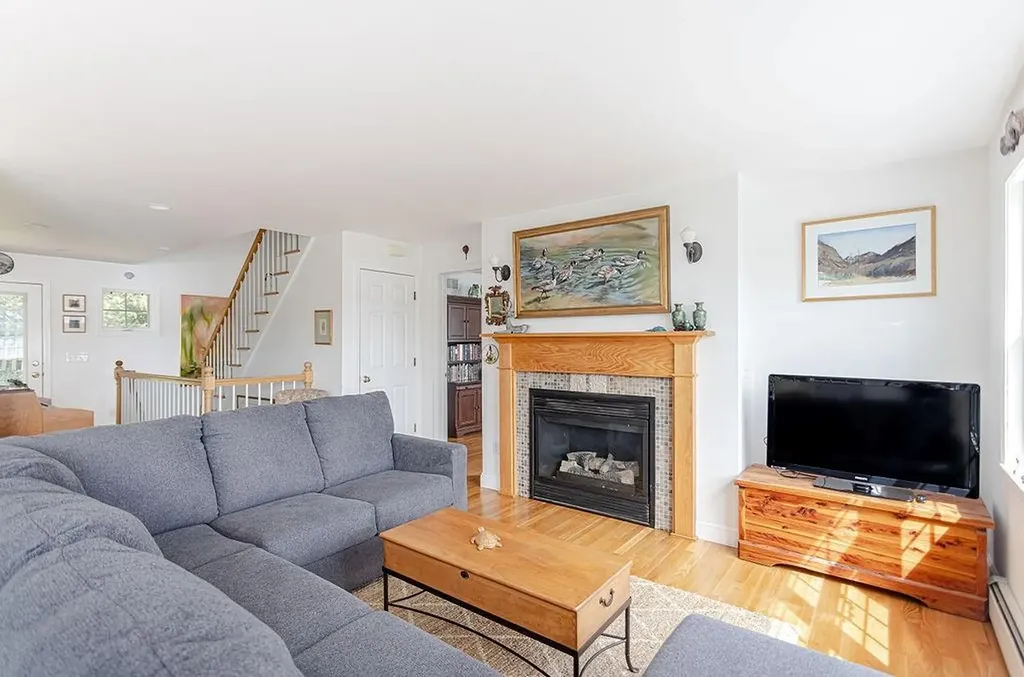 160 Sakonnet Drive Portsmouth RI 02871