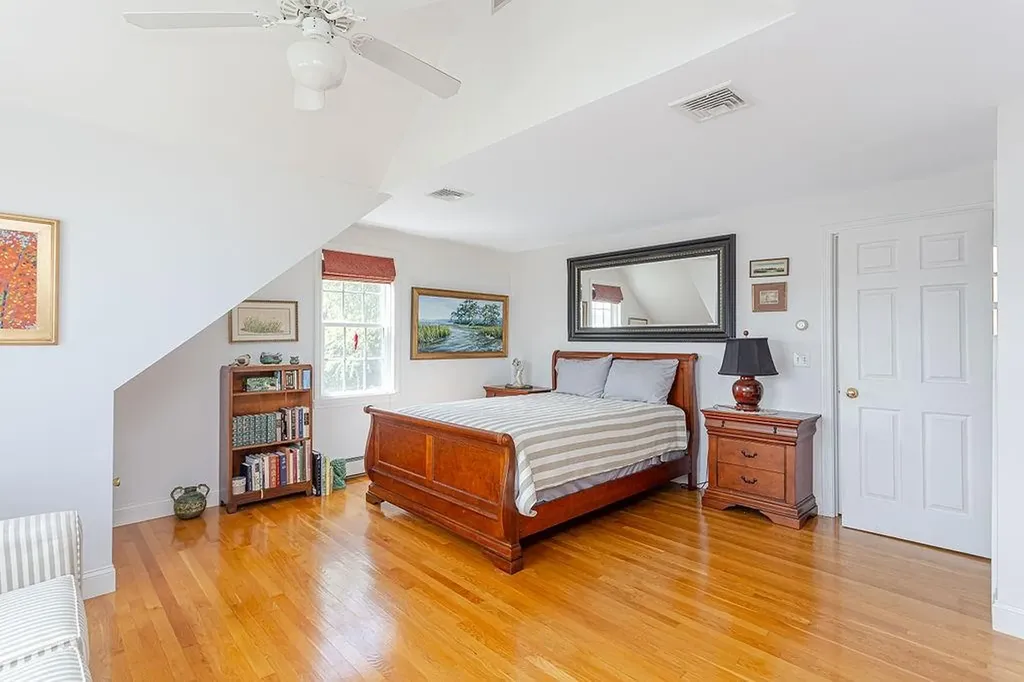 160 Sakonnet Drive Portsmouth RI 02871