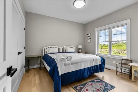 1246 Main Road Westport MA 02790