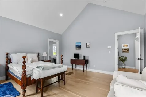 1246 Main Road Westport MA 02790