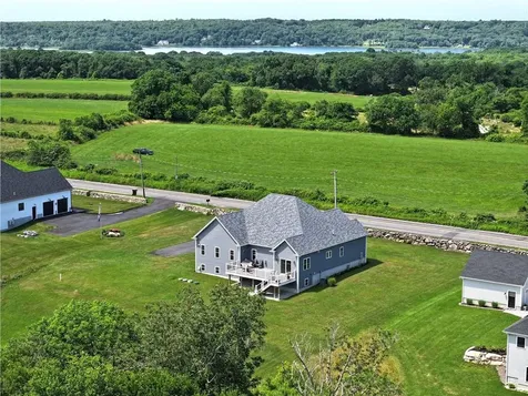 1246 Main Road Westport MA 02790