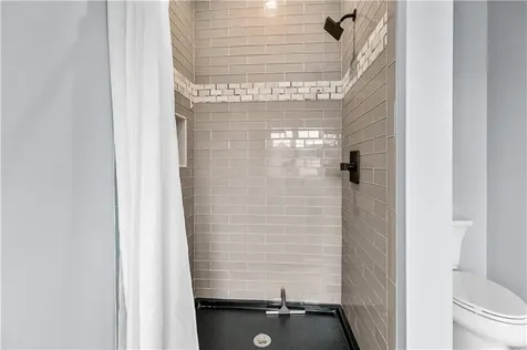 1246 Main Road Westport MA 02790