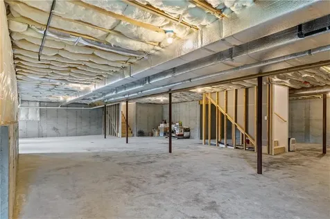 1246 Main Road Westport MA 02790