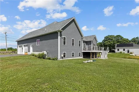 1246 Main Road Westport MA 02790