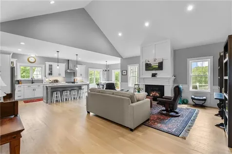 1246 Main Road Westport MA 02790