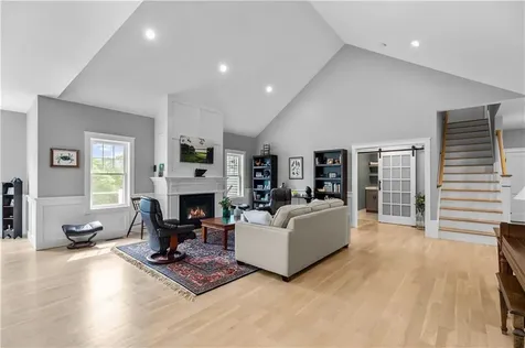 1246 Main Road Westport MA 02790