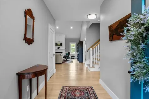 1246 Main Road Westport MA 02790