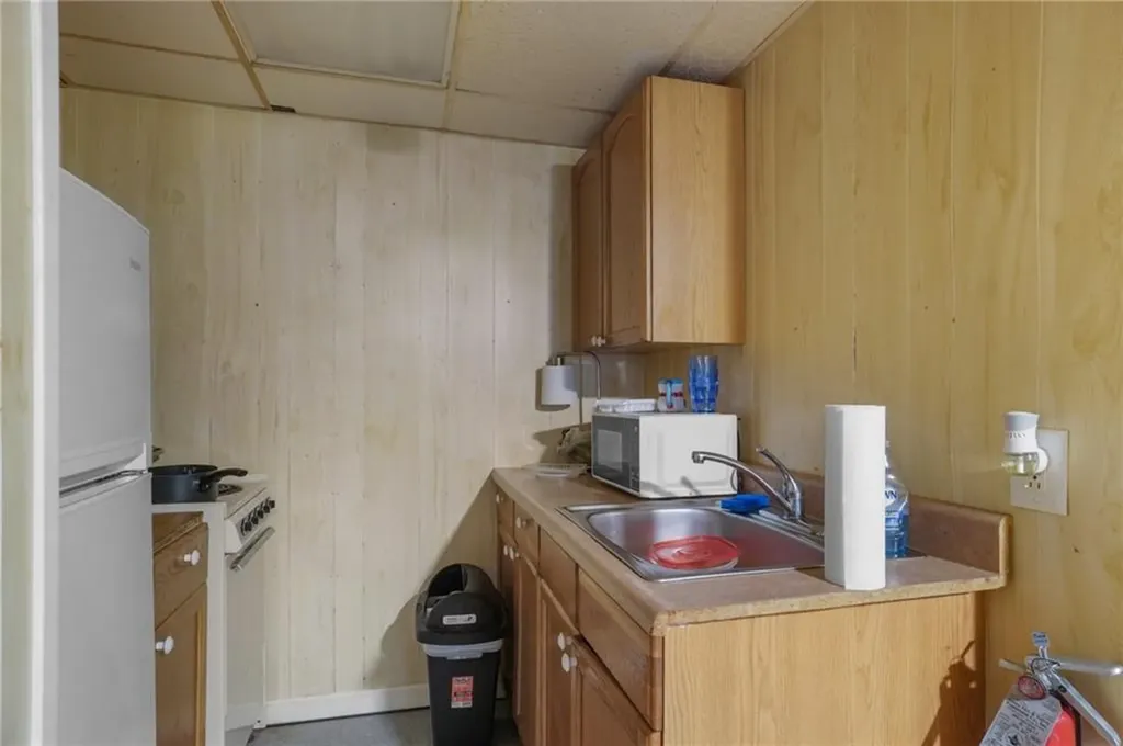 30 Brookside Avenue West Warwick RI 02893
