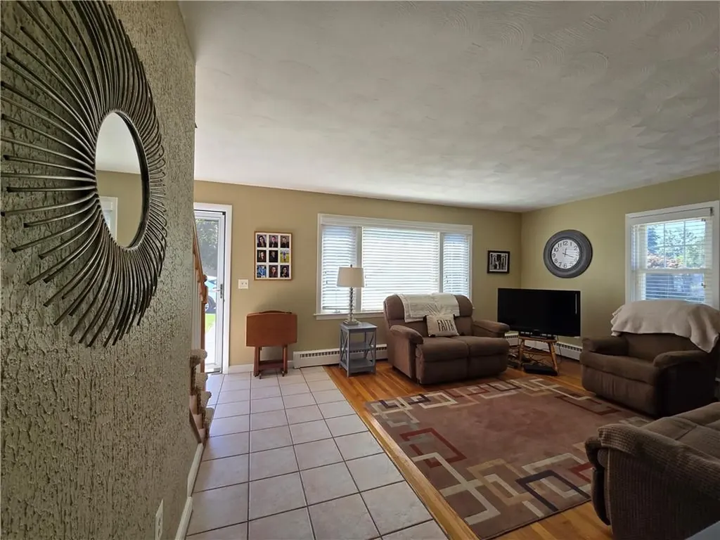 13 Rowena Drive Johnston RI 02919