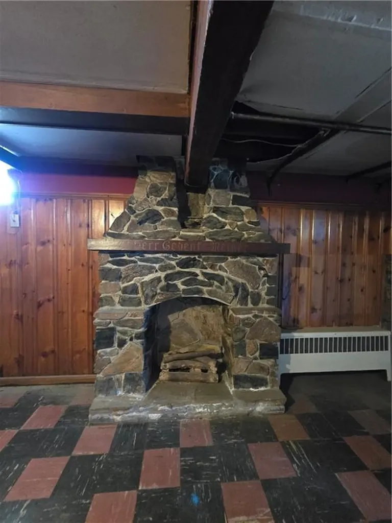 13 Rowena Drive Johnston RI 02919