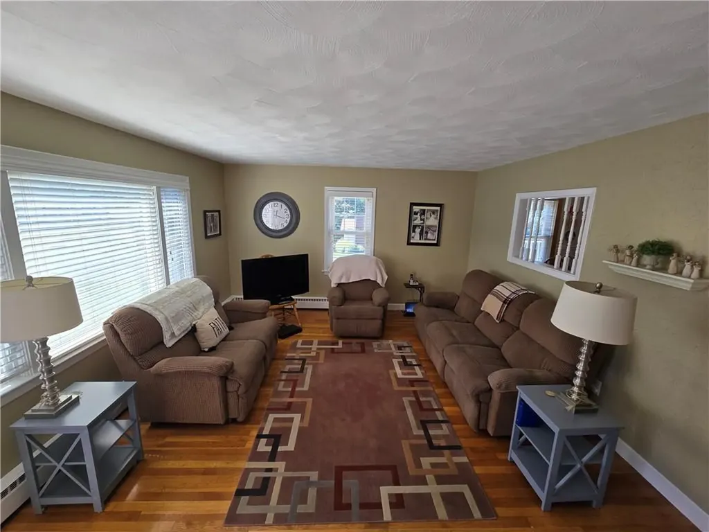 13 Rowena Drive Johnston RI 02919