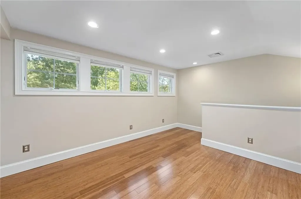 59 Sumac Trail Narragansett RI 02882