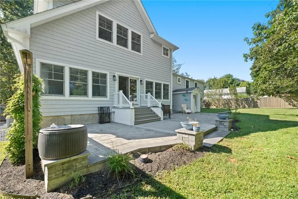 59 Sumac Trail Narragansett RI 02882