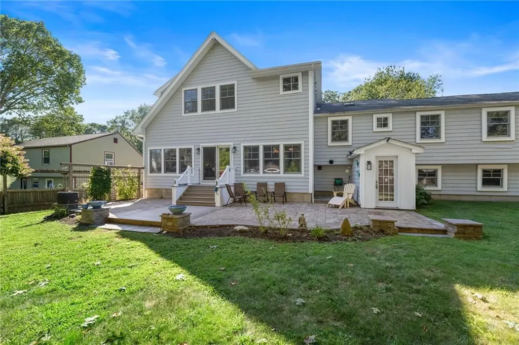 59 Sumac Trail Narragansett RI 02882
