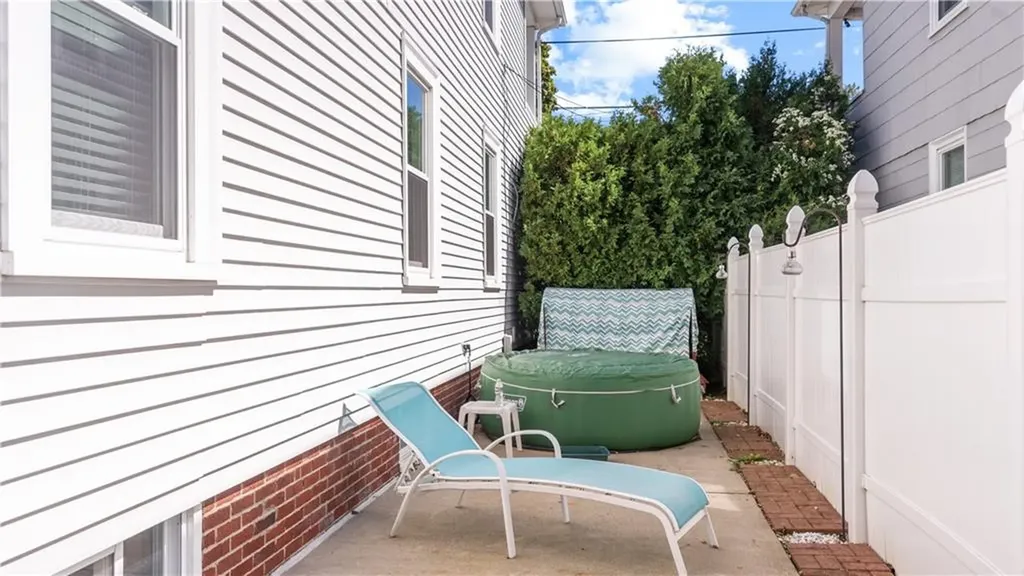 26 Bradley Street Pawtucket RI 02861