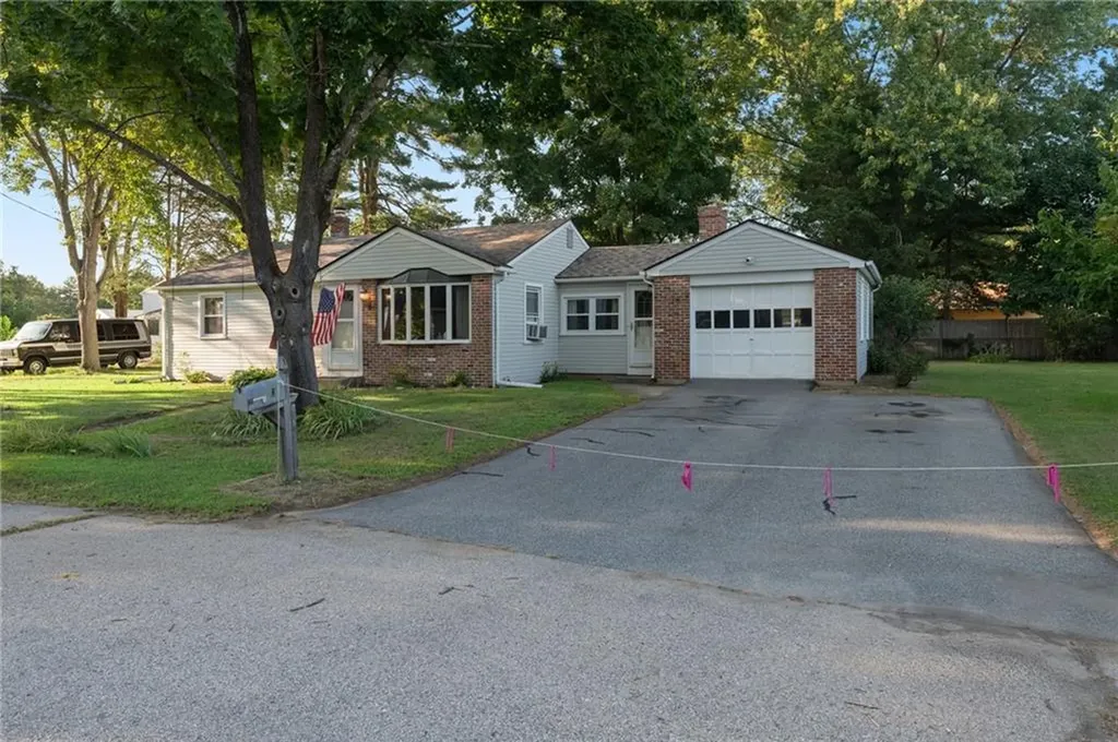 3 2nd Street Coventry RI 02816