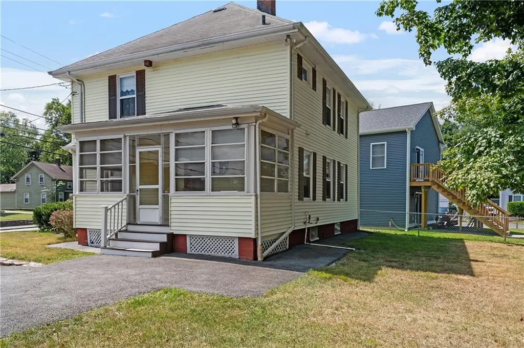 176 Dexter Street Cumberland RI 02864
