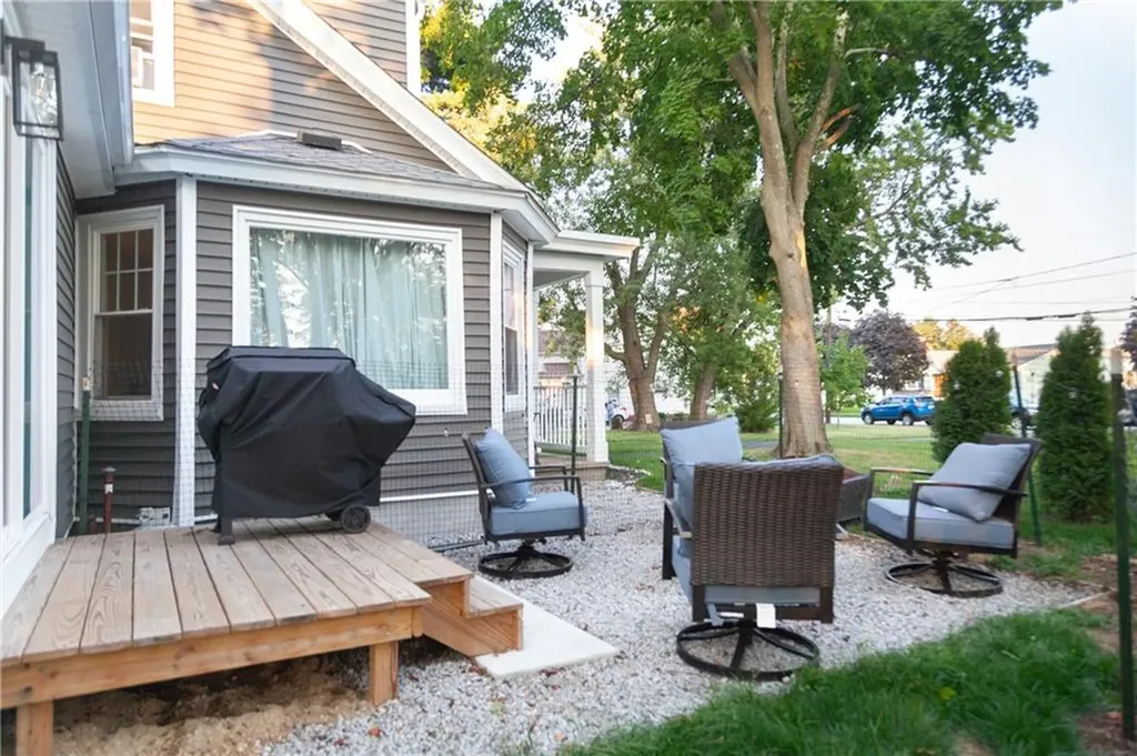 214 Mapleton Street Cranston RI 02910