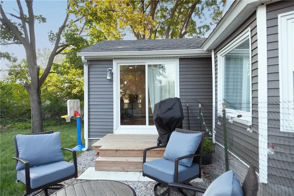 214 Mapleton Street Cranston RI 02910