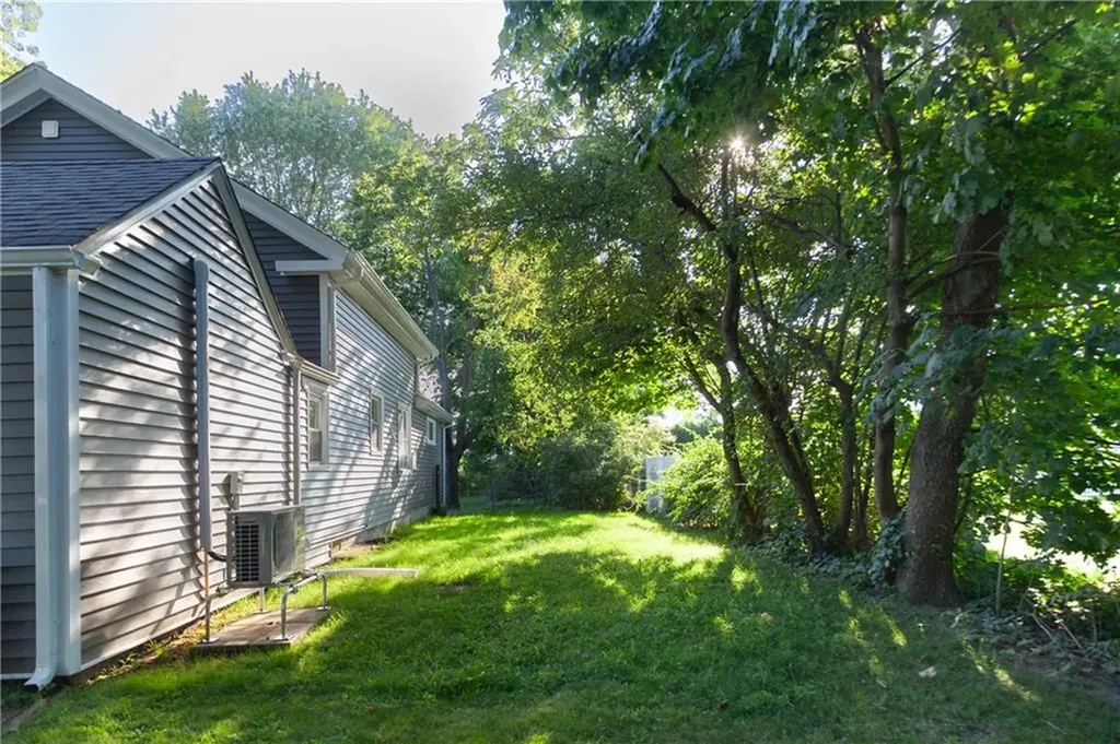 214 Mapleton Street Cranston RI 02910