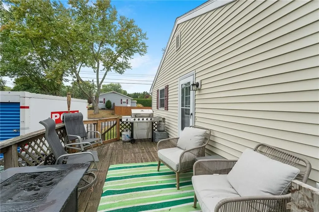 14 Meredith Drive Coventry RI 02816