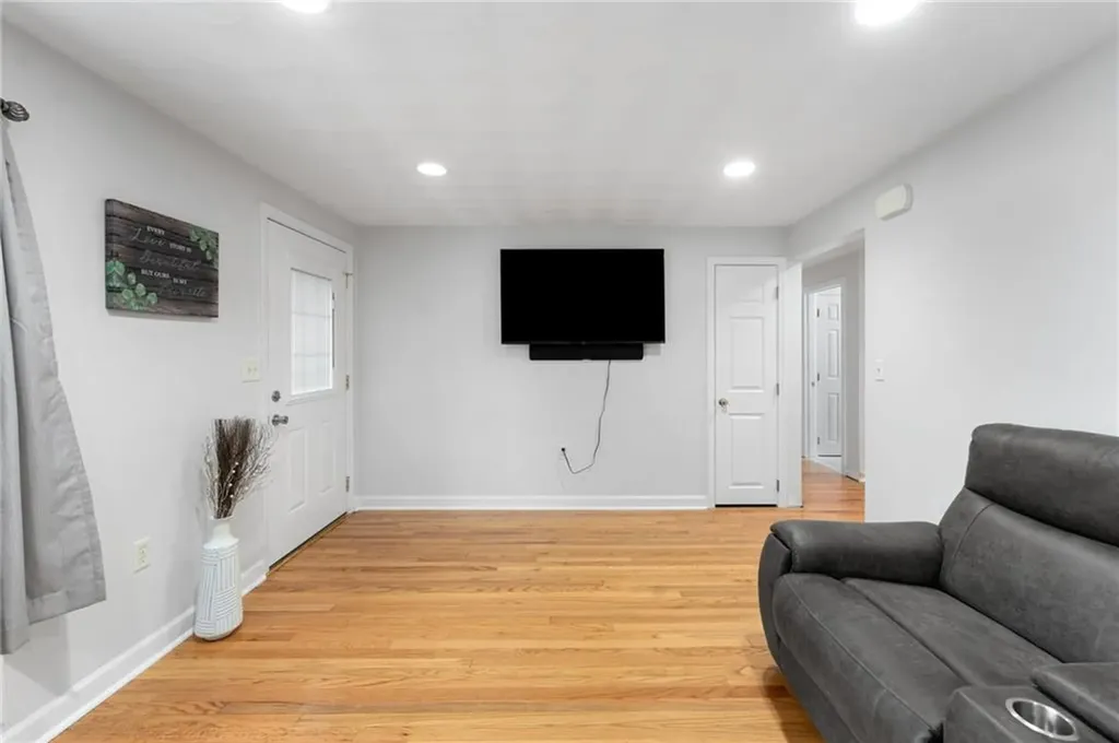14 Meredith Drive Coventry RI 02816