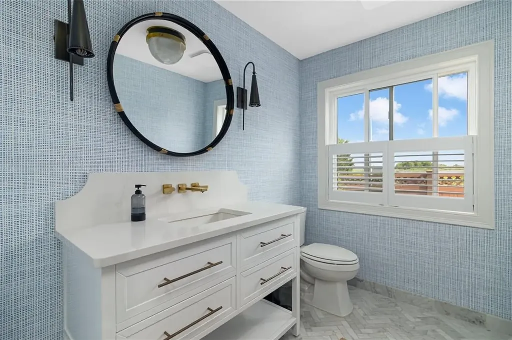 46 Burnett Road Warwick RI 02889