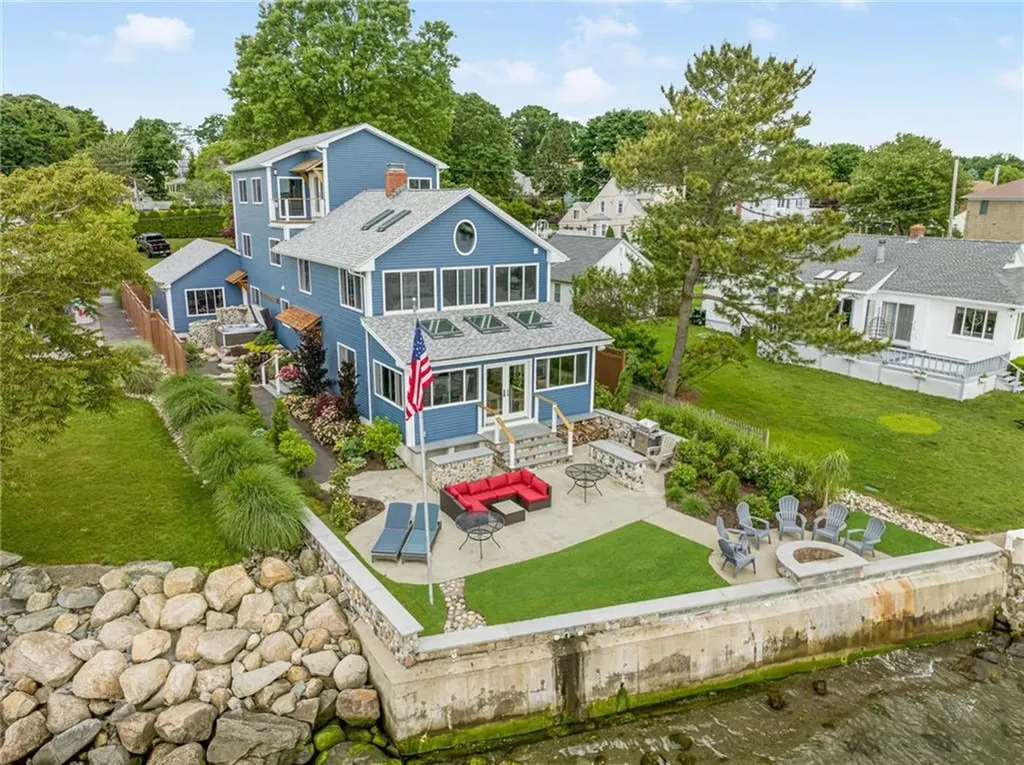 46 Burnett Road Warwick RI 02889