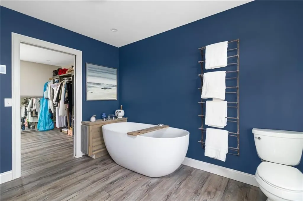 46 Burnett Road Warwick RI 02889