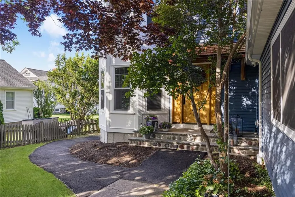 46 Burnett Road Warwick RI 02889