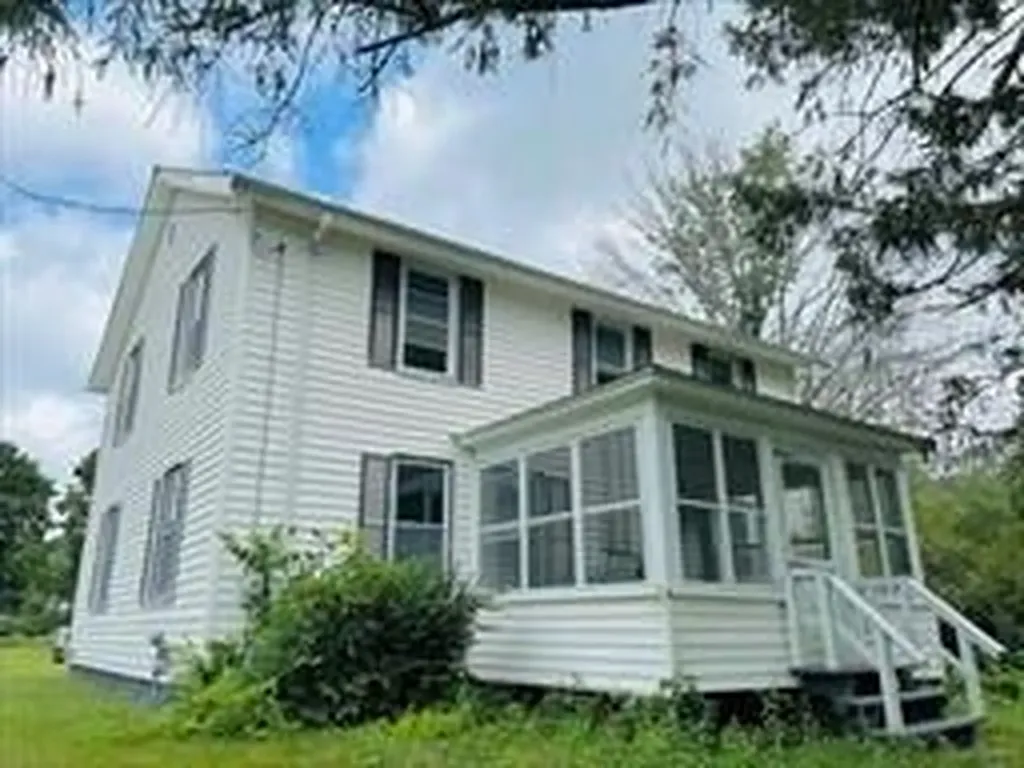 162 Blackstone Street Blackstone MA 01504