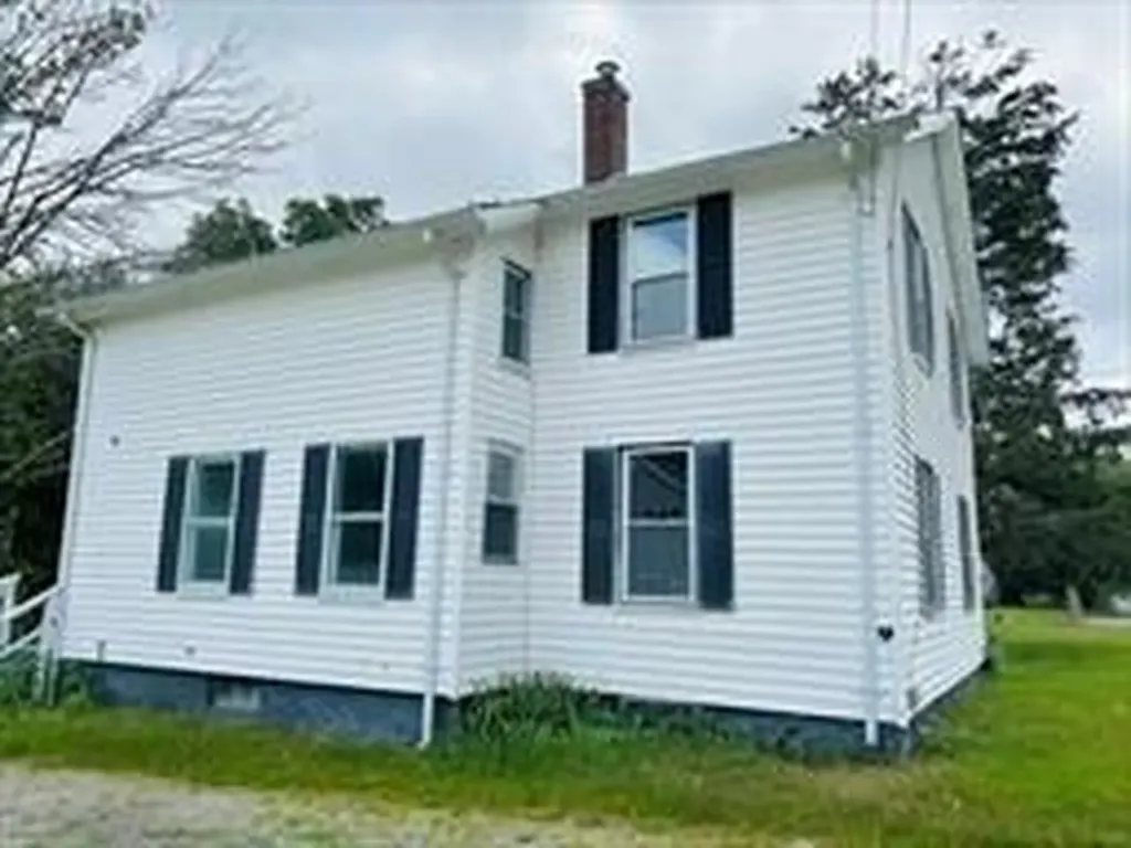 162 Blackstone Street Blackstone MA 01504