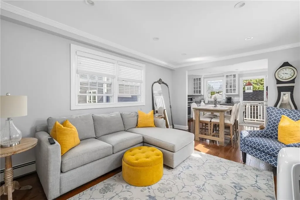 46 Weaver Avenue Newport RI 02840