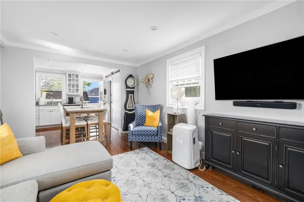 46 Weaver Avenue Newport RI 02840