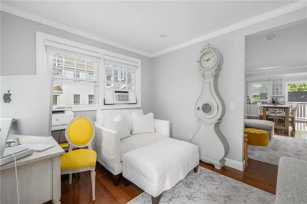 46 Weaver Avenue Newport RI 02840