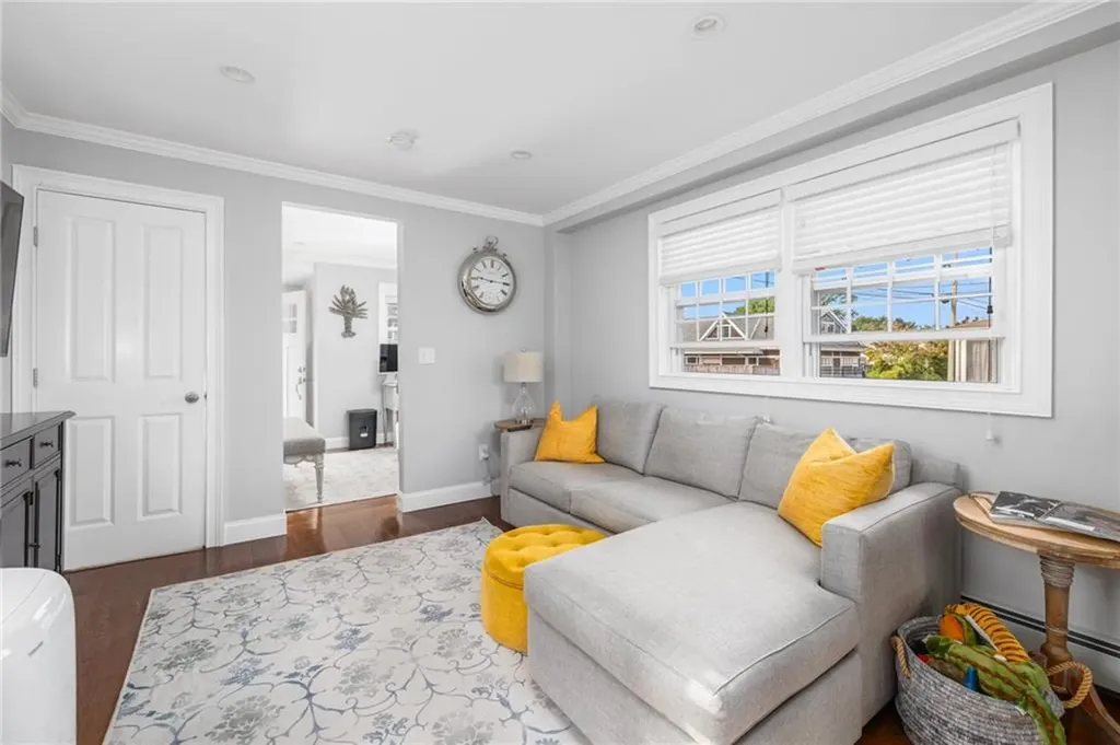 46 Weaver Avenue Newport RI 02840