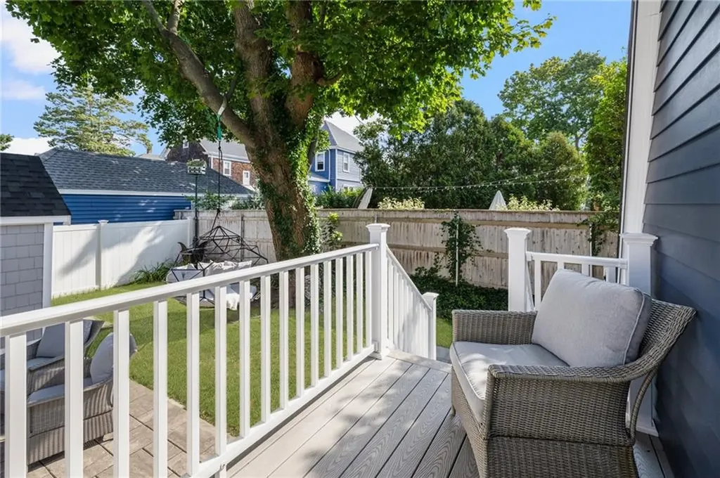 46 Weaver Avenue Newport RI 02840