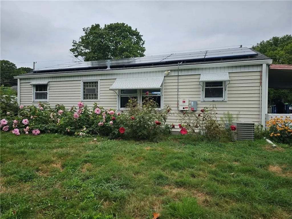 29 Nimitz Road Woonsocket RI 02895