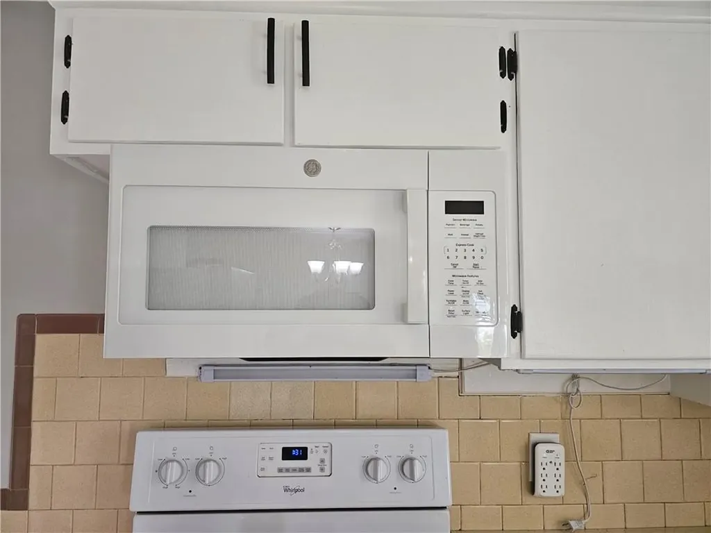 29 Nimitz Road Woonsocket RI 02895