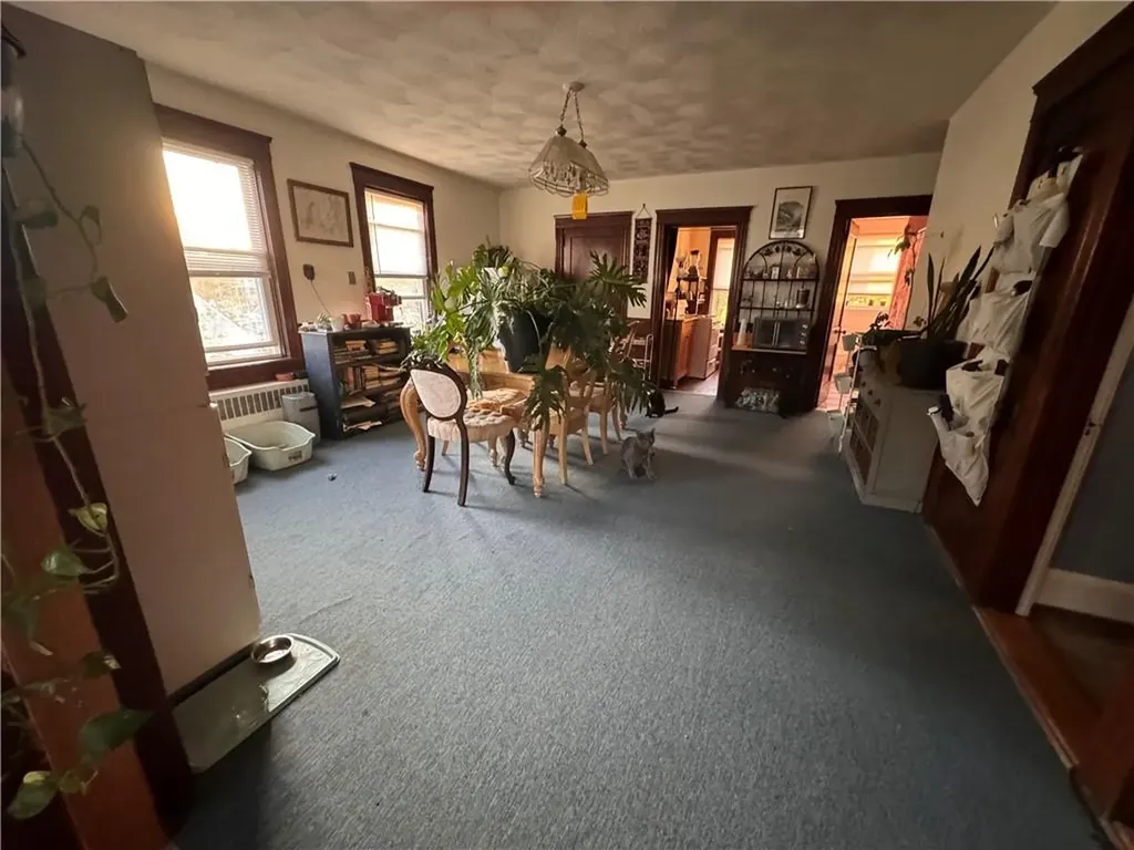 19 Vale Street Providence RI 02908