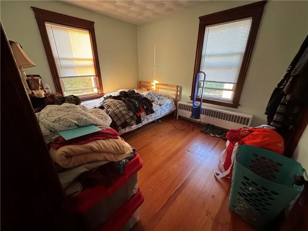 19 Vale Street Providence RI 02908