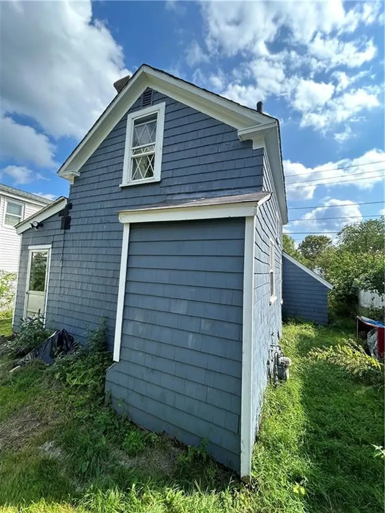 65 Suburban Parkway Warwick RI 02889