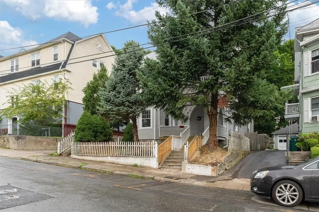 129 Rebekah Street Woonsocket RI 02895