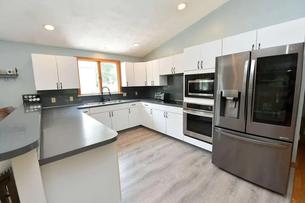 7 Woodhaven Drive Johnston RI 02919